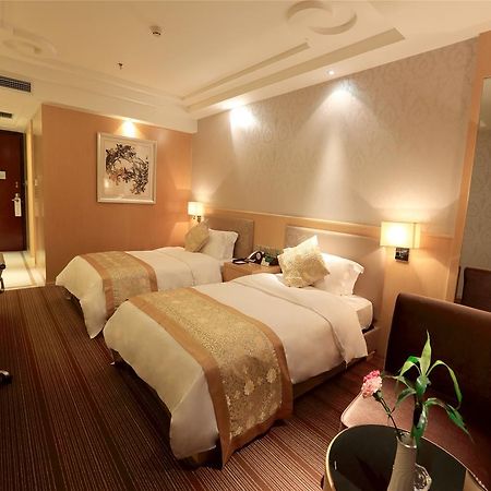 Golden Mountain International Hotel Laiyang Extérieur photo