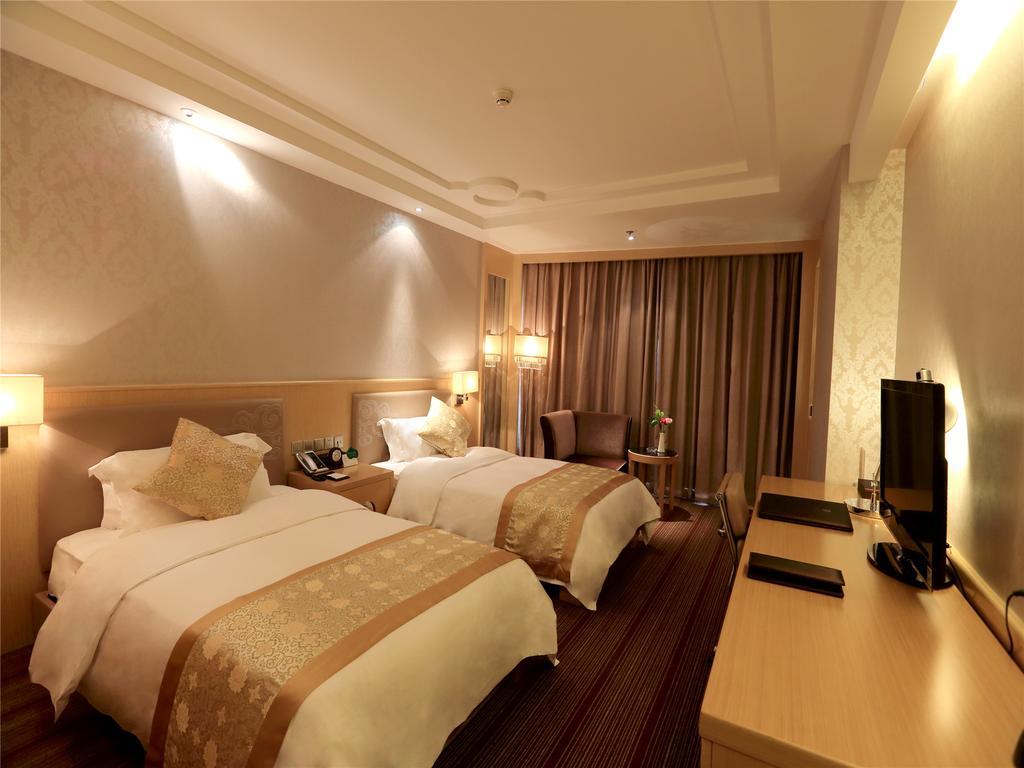 Golden Mountain International Hotel Laiyang Extérieur photo