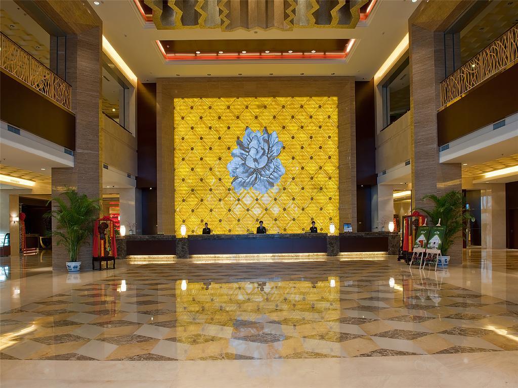 Golden Mountain International Hotel Laiyang Extérieur photo