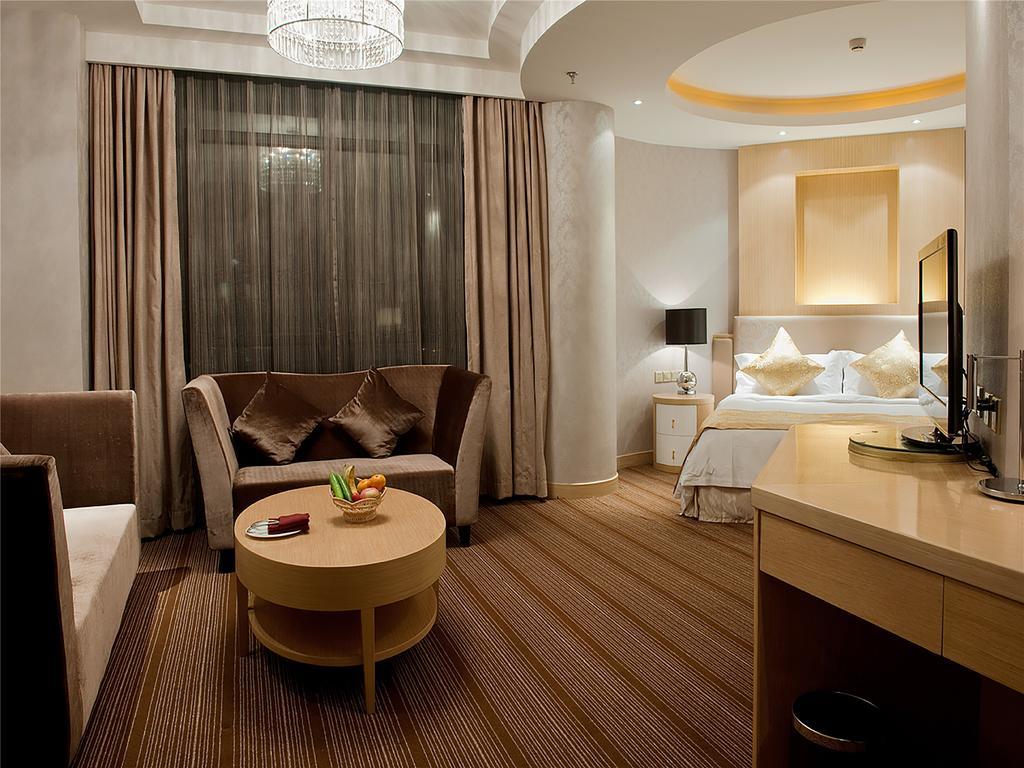 Golden Mountain International Hotel Laiyang Extérieur photo