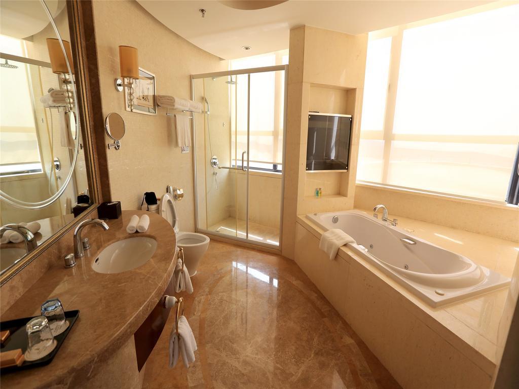 Golden Mountain International Hotel Laiyang Extérieur photo