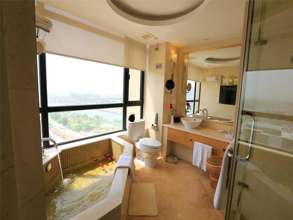 Golden Mountain International Hotel Laiyang Extérieur photo